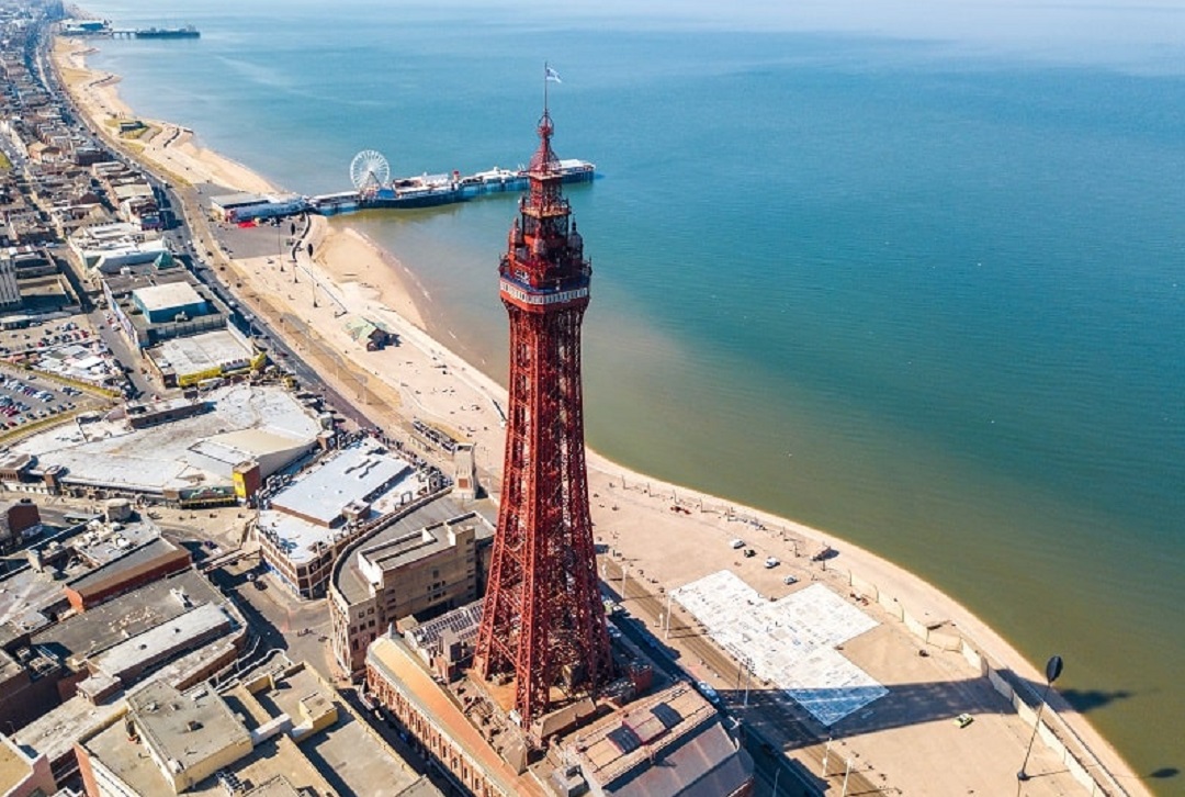 removals in blackpool